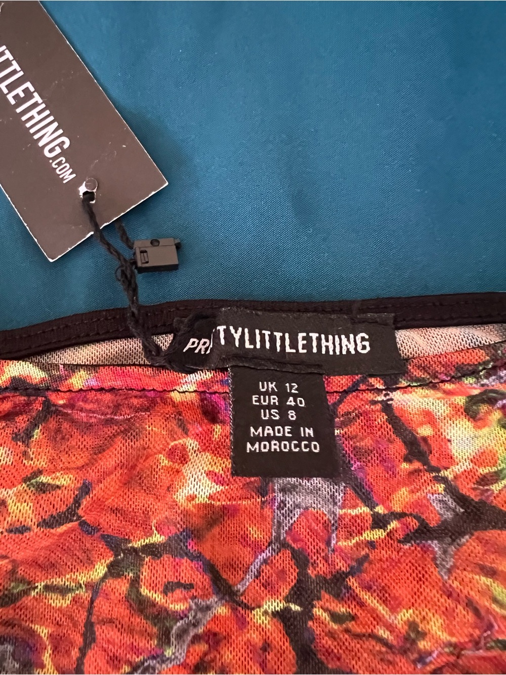 PrettyLittleThing Abstract Mesh Cropped Tank - Picture 2 of 5
